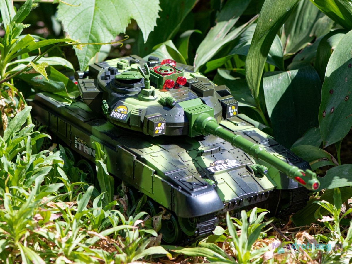 Czołg RC War Tank 9993 2.4 GHz kamuflaż leśny